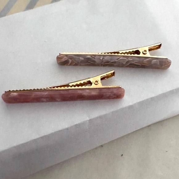 ✨ Stylish and Edgy Summer and Rose Hair Clips - Set of 2 ✨ - Picture 7 of 11